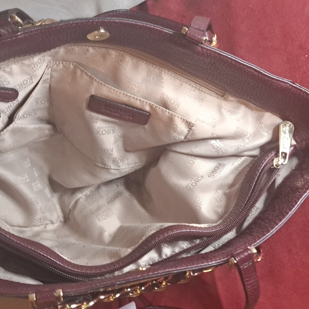 Michael Kors Burgundy/Merlot Pebble Leather Shoulder/Sat… - Picture 15 of 15